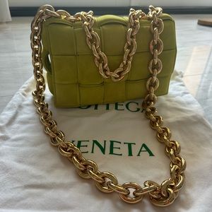 Bottega Veneta Suede Maxi Intrecciato Padded Chain Cassette Crossbody Bag Kiwi